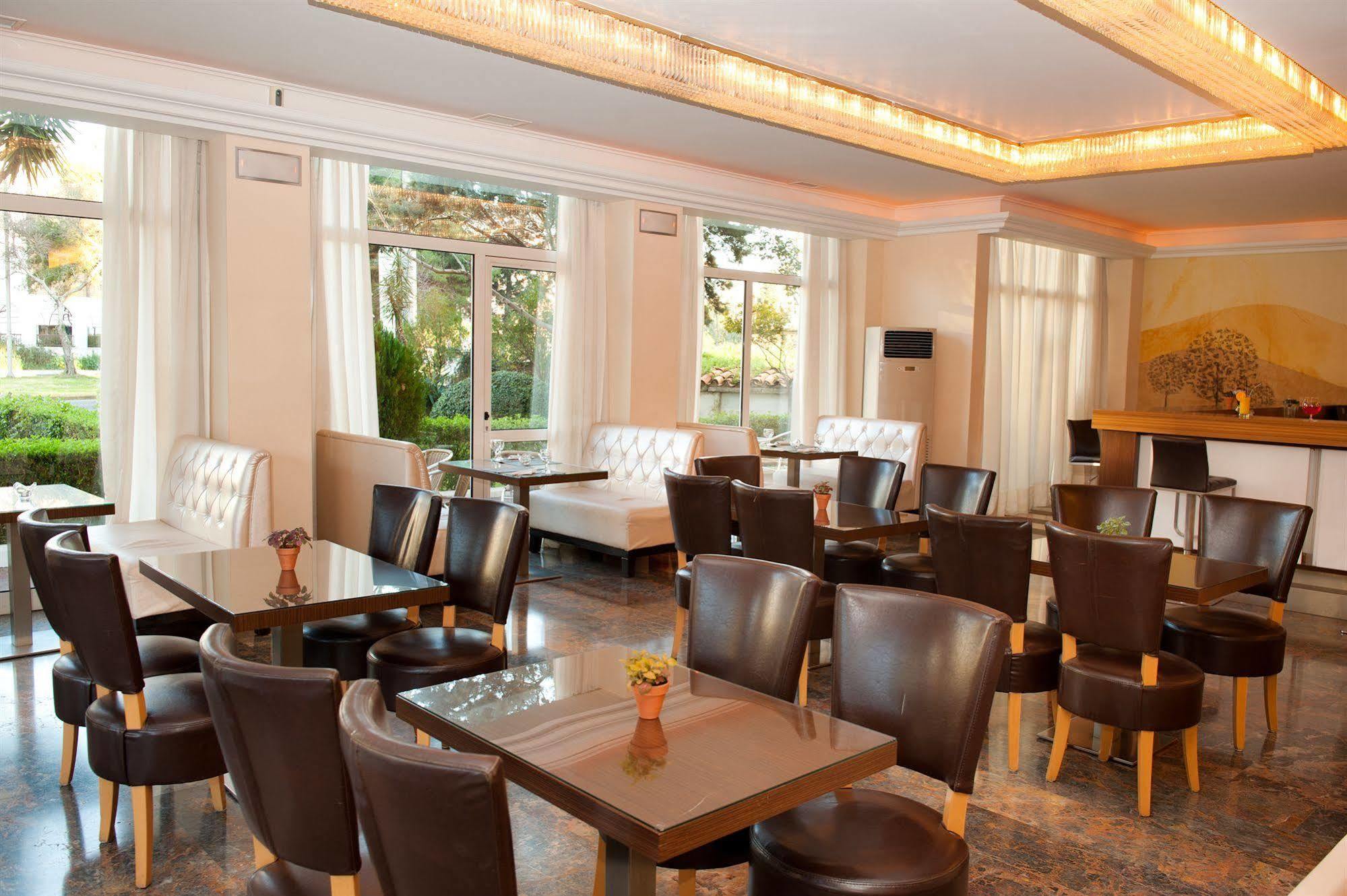 Hotel London Athen Restaurant foto